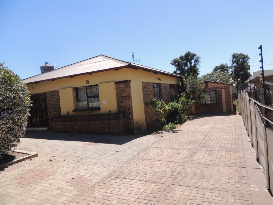 3 Bedroom Property for Sale in South Hills Gauteng