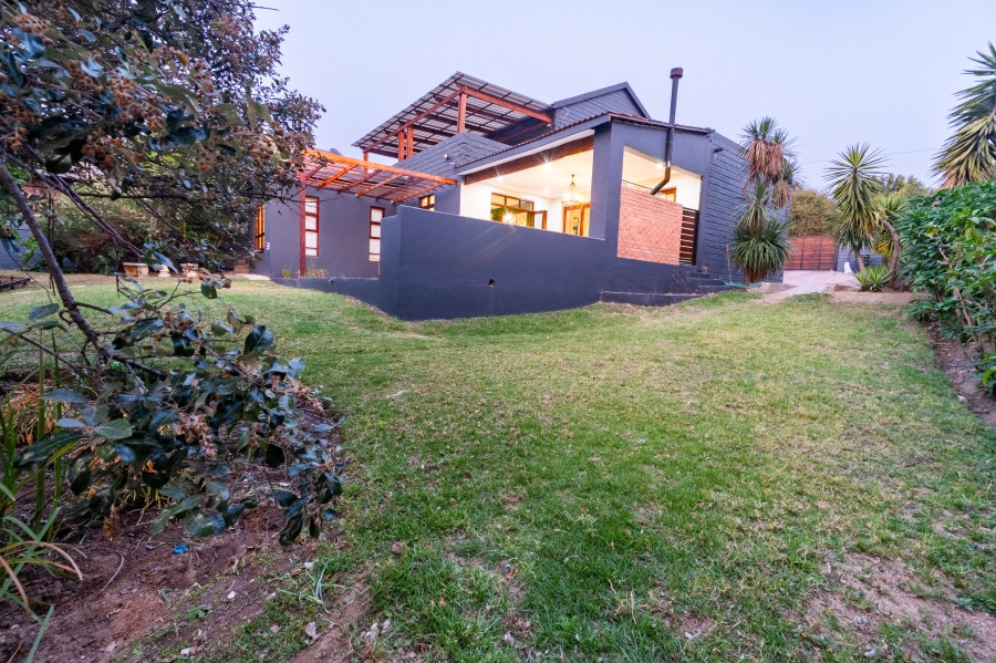 4 Bedroom Property for Sale in Radiokop Gauteng