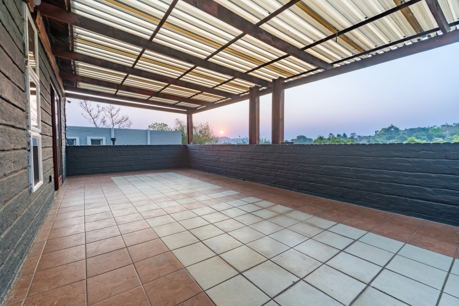 4 Bedroom Property for Sale in Radiokop Gauteng