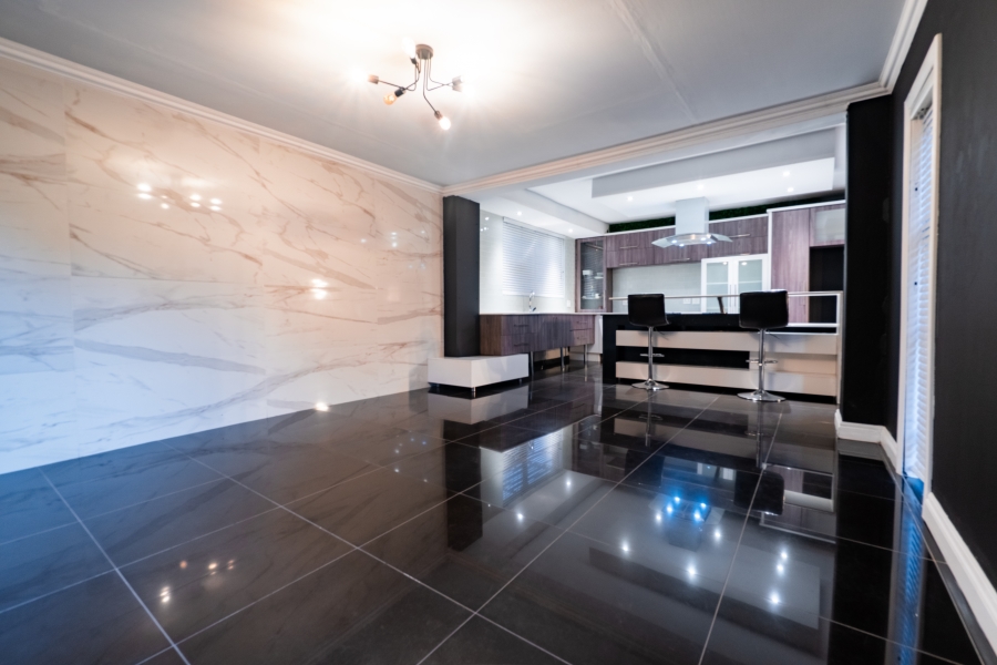 4 Bedroom Property for Sale in Radiokop Gauteng