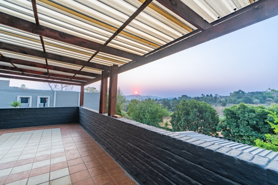 4 Bedroom Property for Sale in Radiokop Gauteng