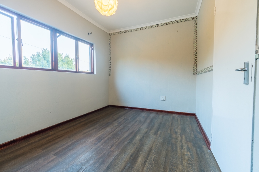 4 Bedroom Property for Sale in Radiokop Gauteng