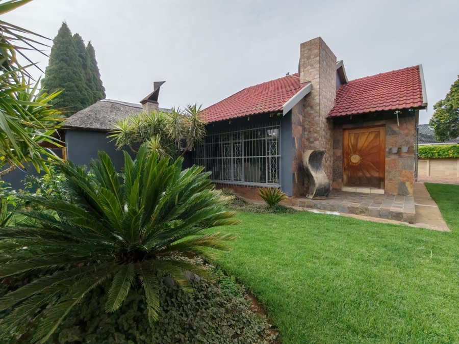 4 Bedroom Property for Sale in Risiville Gauteng