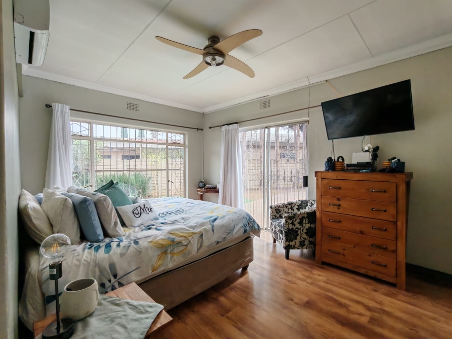 4 Bedroom Property for Sale in Risiville Gauteng