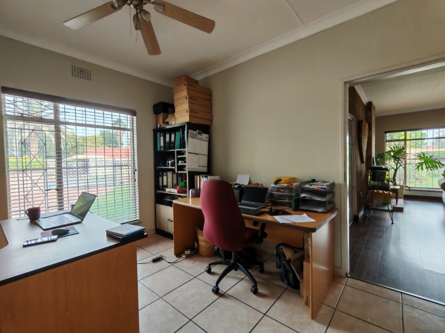 4 Bedroom Property for Sale in Risiville Gauteng
