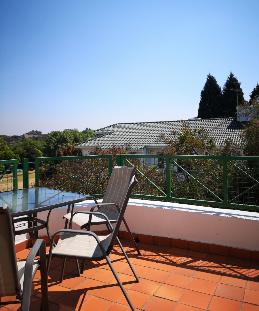 To Let 2 Bedroom Property for Rent in Dunkeld West Gauteng