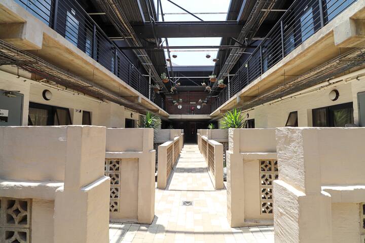 1 Bedroom Property for Sale in City and Suburban Gauteng