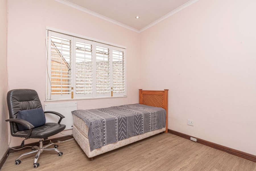 4 Bedroom Property for Sale in Cheltondale Gauteng
