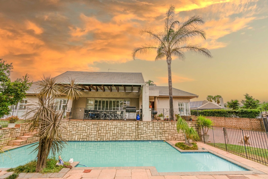 4 Bedroom Property for Sale in Cheltondale Gauteng