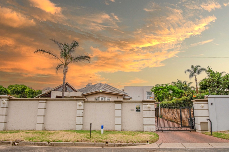 4 Bedroom Property for Sale in Cheltondale Gauteng