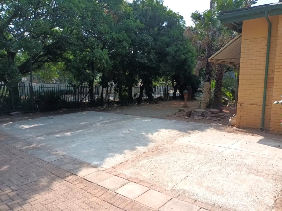 To Let 1 Bedroom Property for Rent in Kloofsig Gauteng