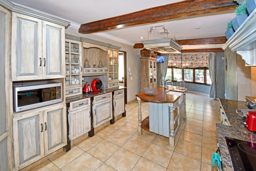 5 Bedroom Property for Sale in Morningside Gauteng