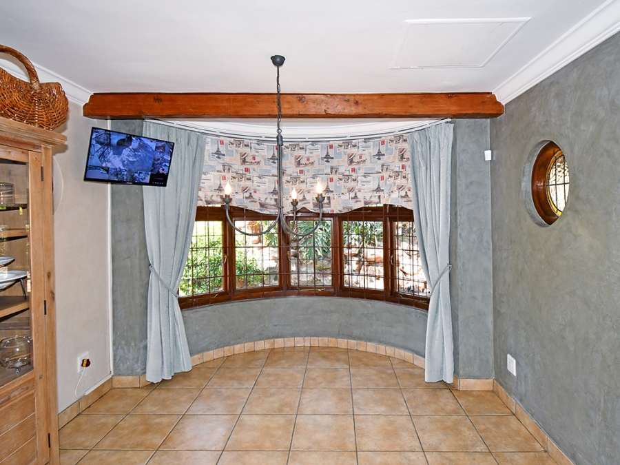 5 Bedroom Property for Sale in Morningside Gauteng