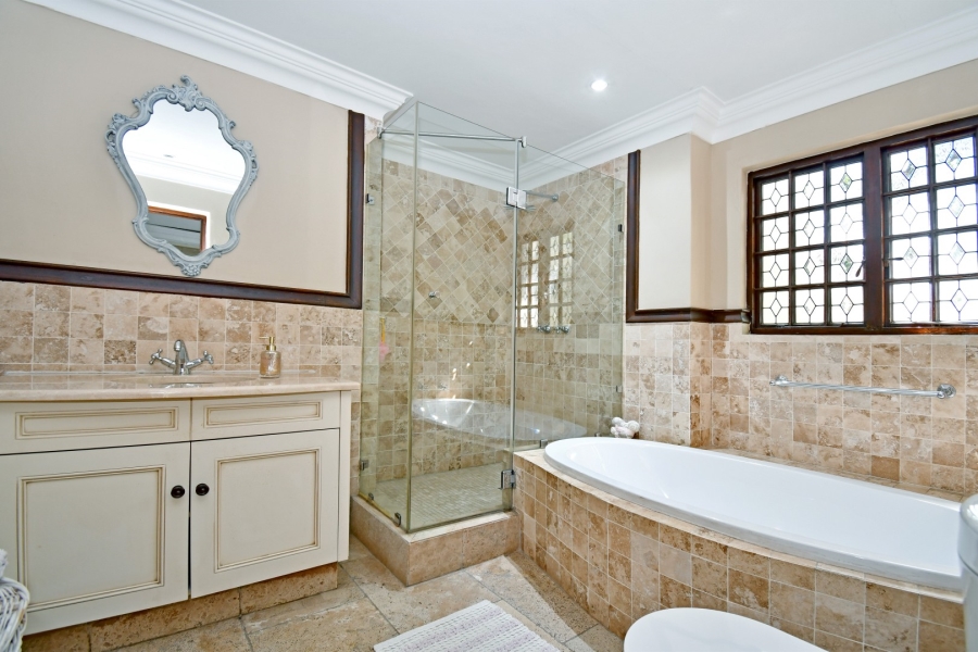 5 Bedroom Property for Sale in Morningside Gauteng