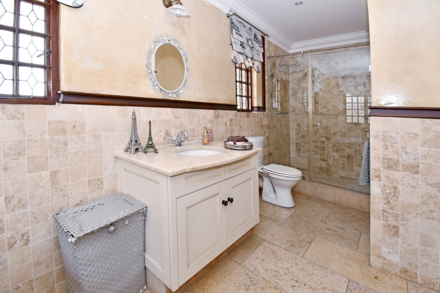 5 Bedroom Property for Sale in Morningside Gauteng
