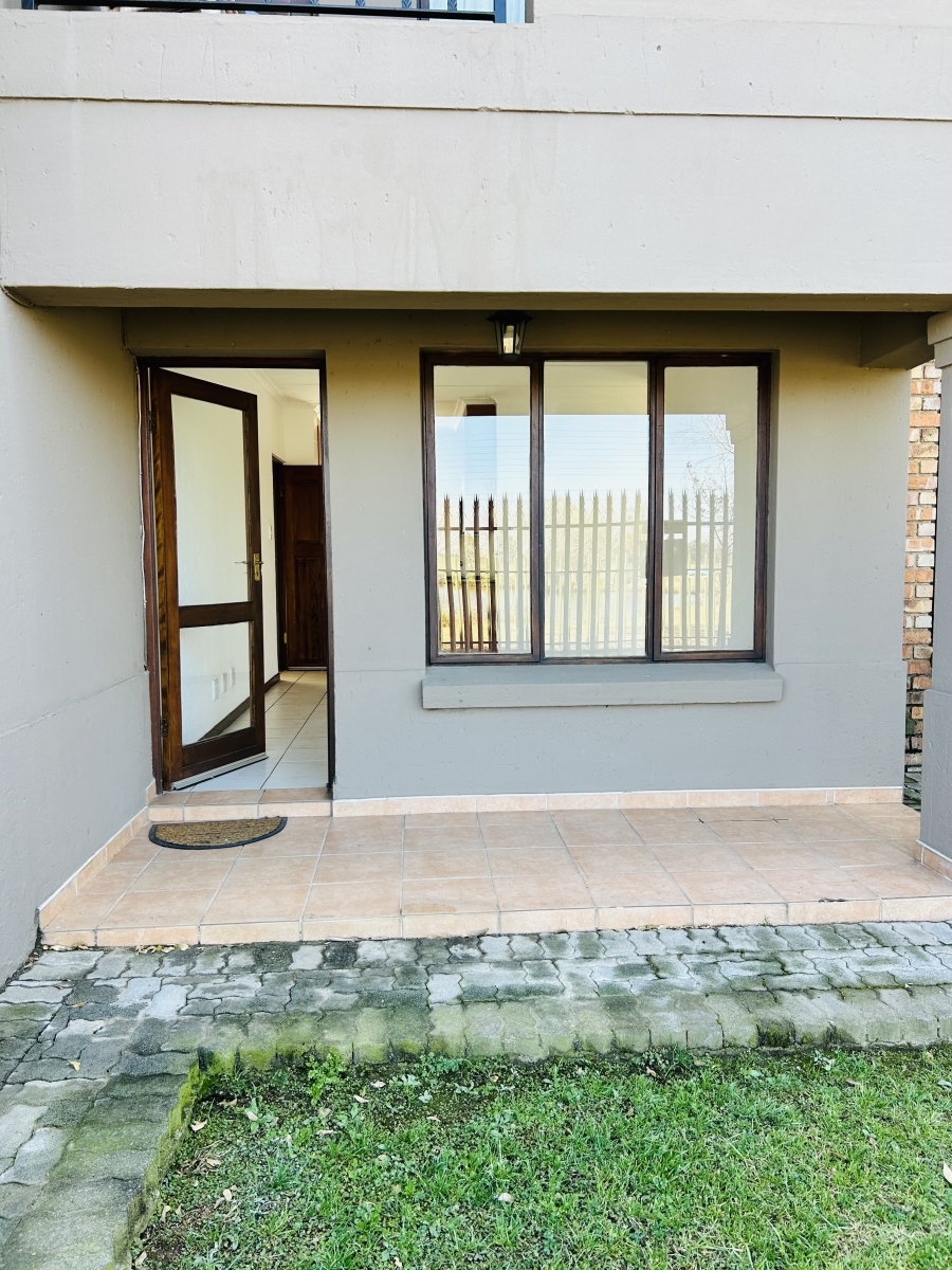 2 Bedroom Property for Sale in Helderwyk Gauteng