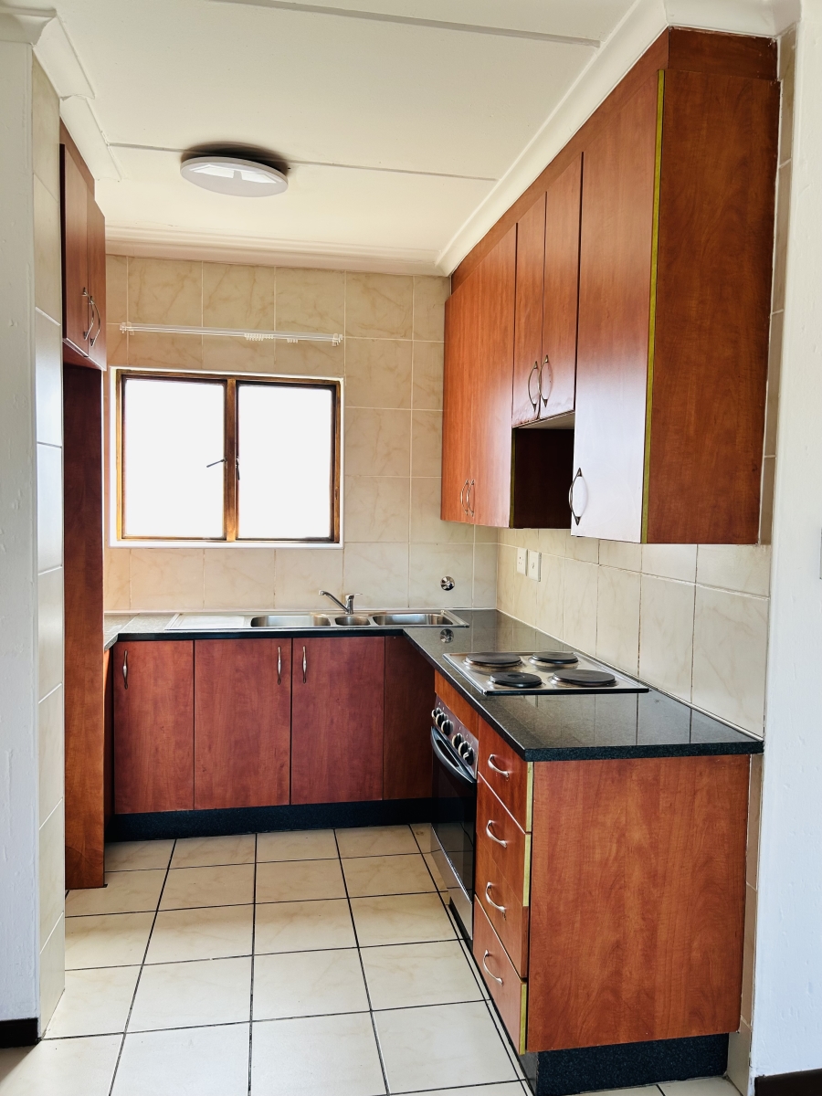 2 Bedroom Property for Sale in Helderwyk Gauteng