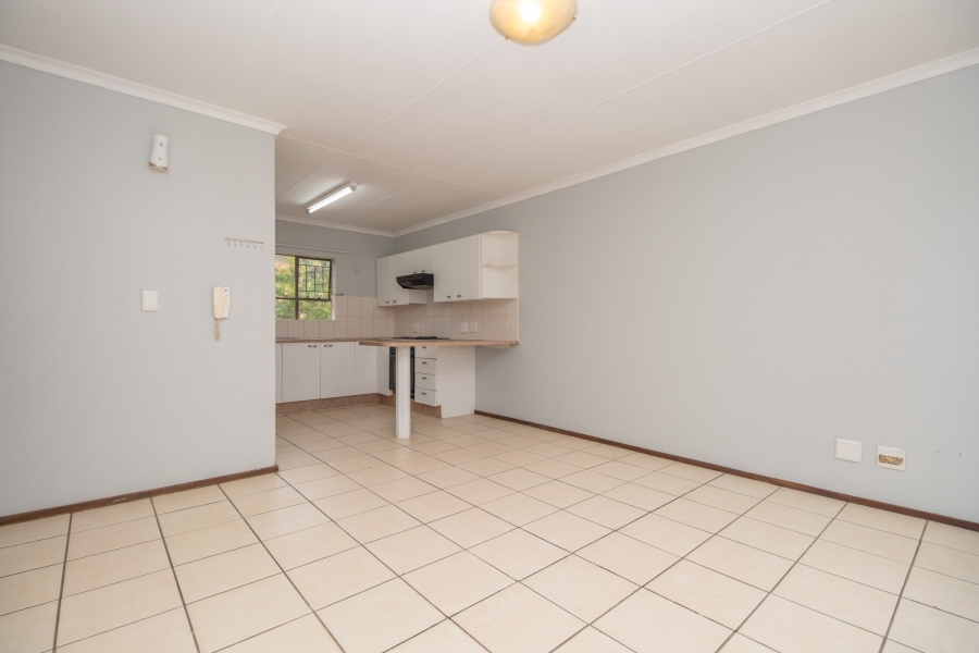 2 Bedroom Property for Sale in Amorosa Gauteng
