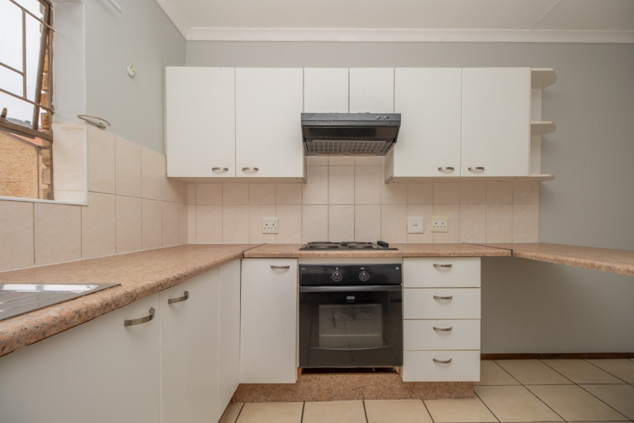 2 Bedroom Property for Sale in Amorosa Gauteng