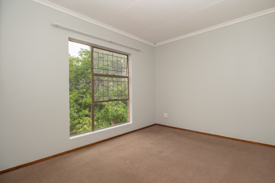 2 Bedroom Property for Sale in Amorosa Gauteng