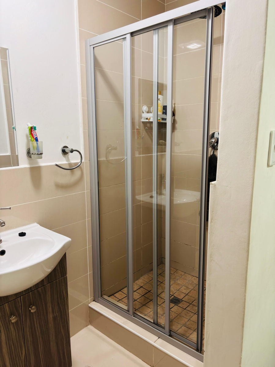 2 Bedroom Property for Sale in Fairlead Gauteng