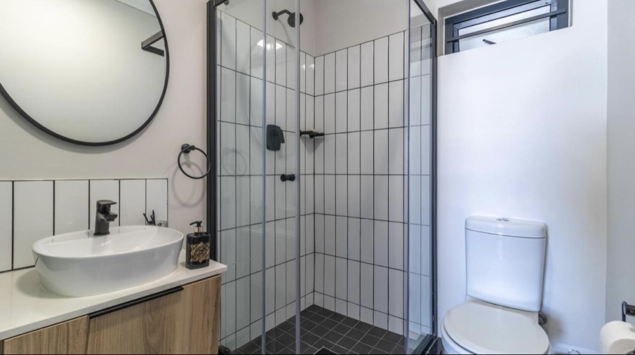 2 Bedroom Property for Sale in Mulbarton Gauteng