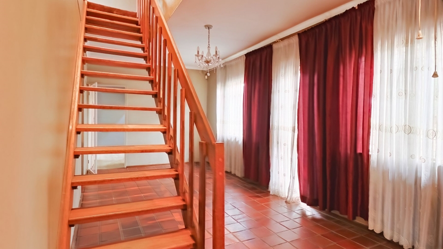 2 Bedroom Property for Sale in Garsfontein Gauteng