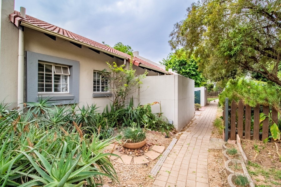 2 Bedroom Property for Sale in Douglasdale Gauteng