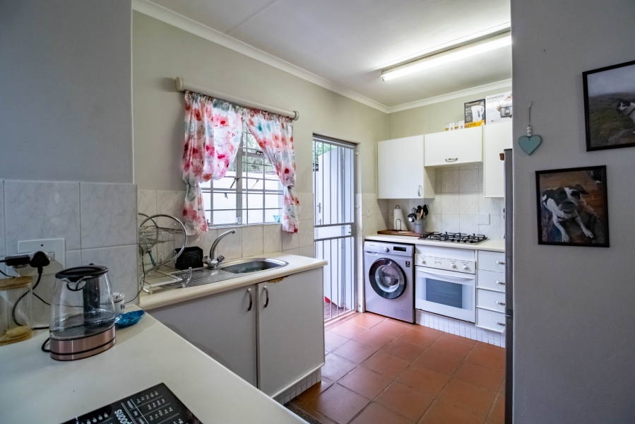 2 Bedroom Property for Sale in Douglasdale Gauteng
