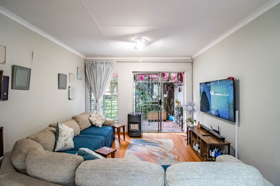 2 Bedroom Property for Sale in Douglasdale Gauteng