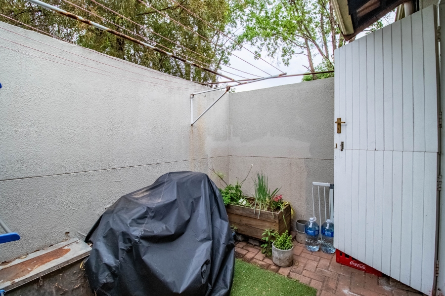 2 Bedroom Property for Sale in Douglasdale Gauteng