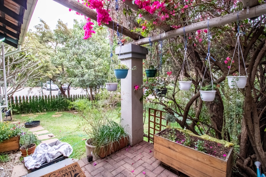 2 Bedroom Property for Sale in Douglasdale Gauteng