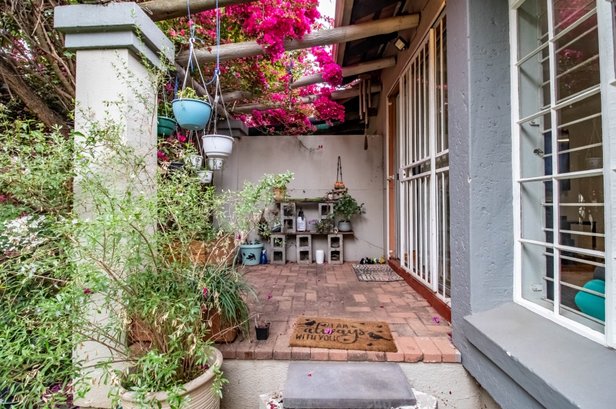 2 Bedroom Property for Sale in Douglasdale Gauteng
