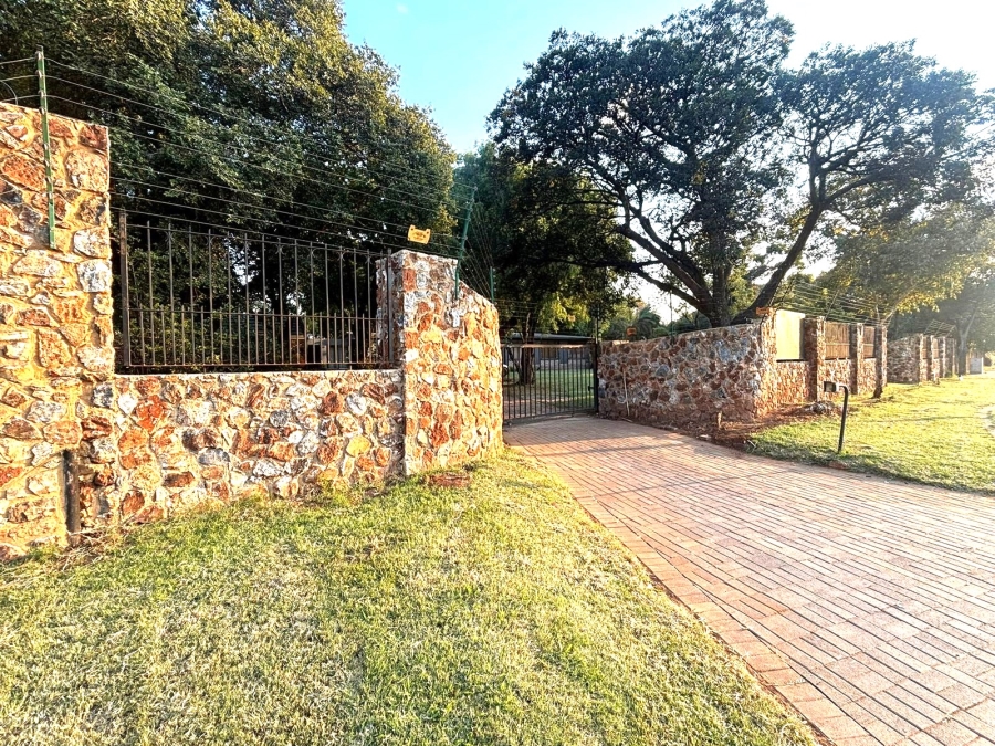 6 Bedroom Property for Sale in Irene Gauteng