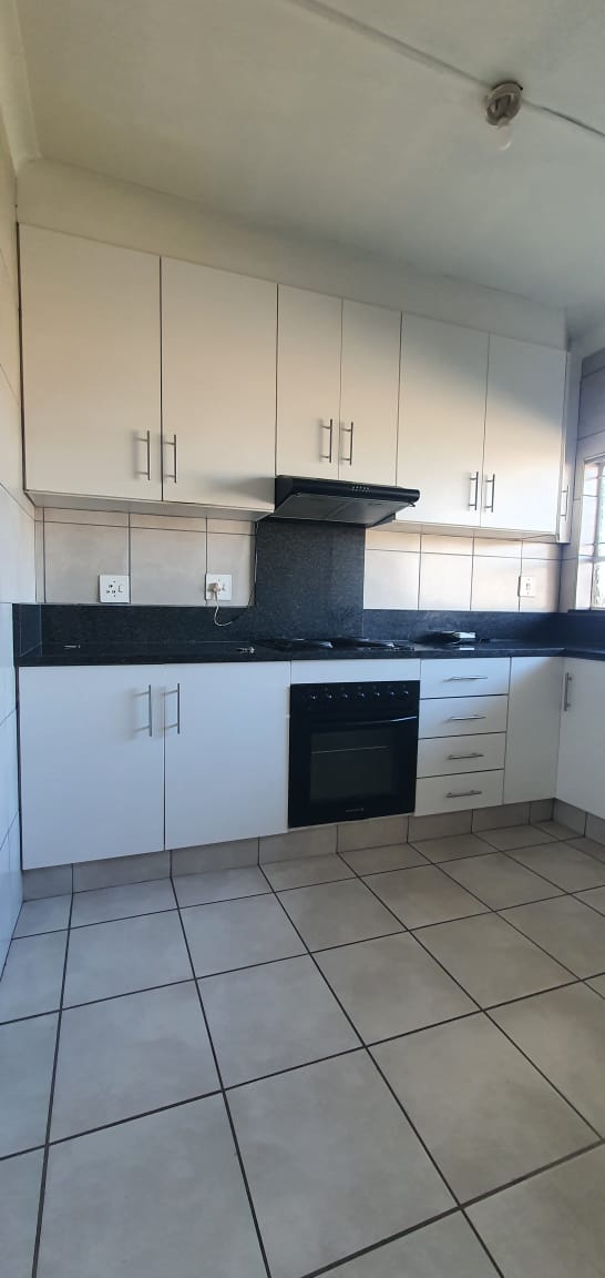 3 Bedroom Property for Sale in Edleen Gauteng