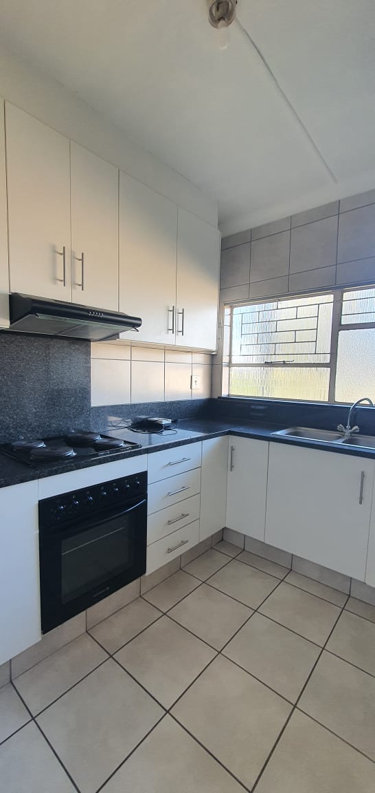 3 Bedroom Property for Sale in Edleen Gauteng