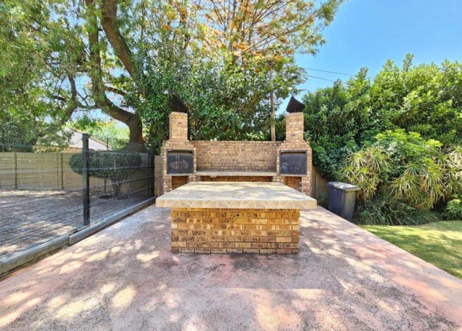 3 Bedroom Property for Sale in Edleen Gauteng