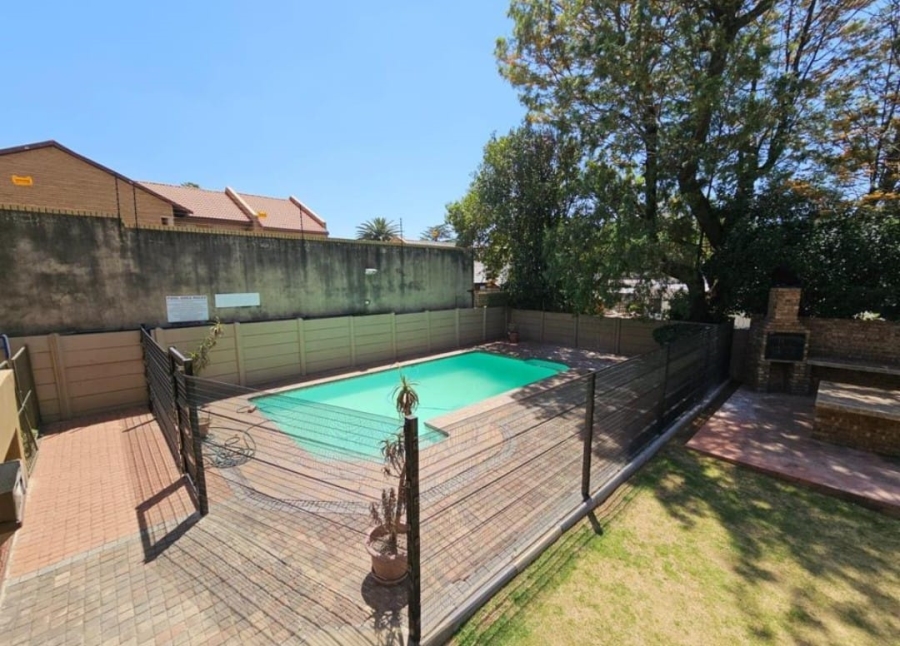 3 Bedroom Property for Sale in Edleen Gauteng