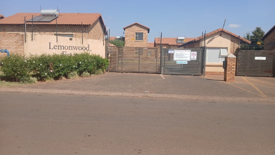 3 Bedroom Property for Sale in Dawn Park Gauteng