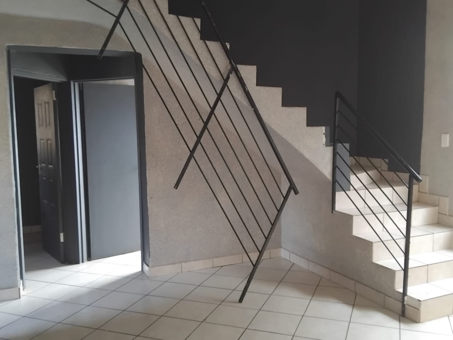 3 Bedroom Property for Sale in Dawn Park Gauteng