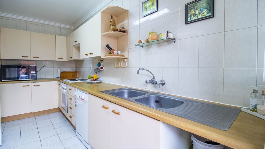3 Bedroom Property for Sale in Rembrandt Park Gauteng