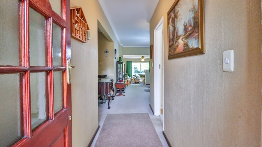 3 Bedroom Property for Sale in Rembrandt Park Gauteng