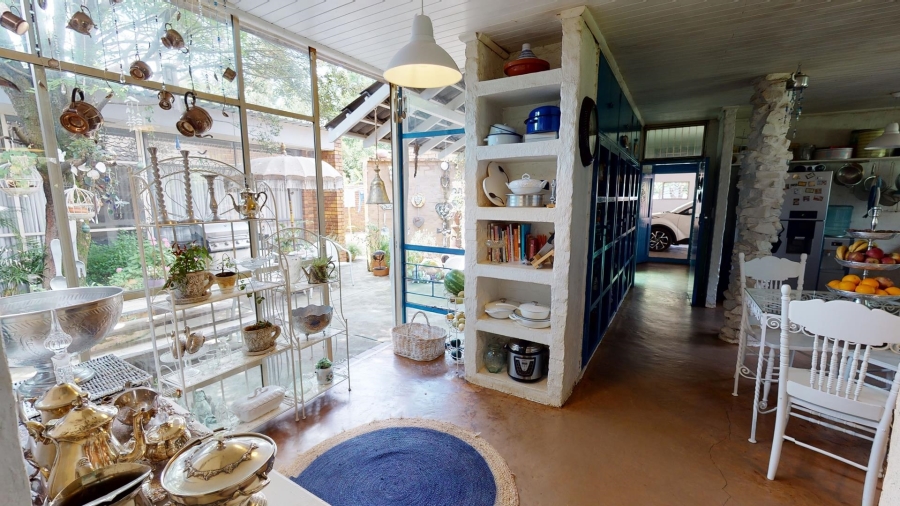 7 Bedroom Property for Sale in Theresa Park Gauteng