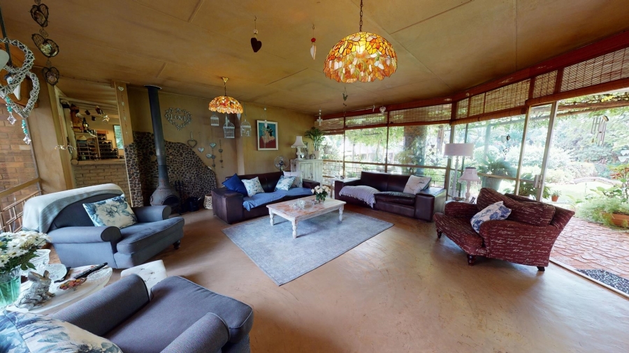 7 Bedroom Property for Sale in Theresa Park Gauteng