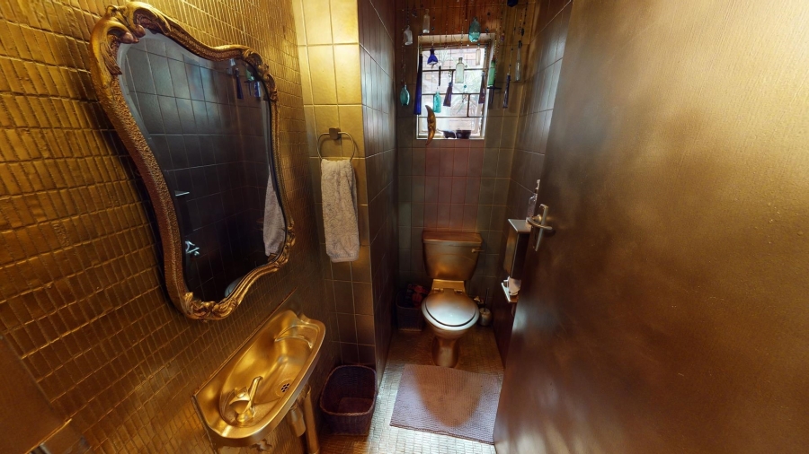 7 Bedroom Property for Sale in Theresa Park Gauteng