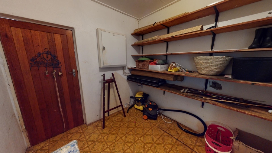 7 Bedroom Property for Sale in Theresa Park Gauteng