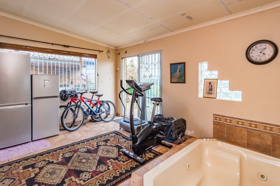 3 Bedroom Property for Sale in Kenmare Gauteng