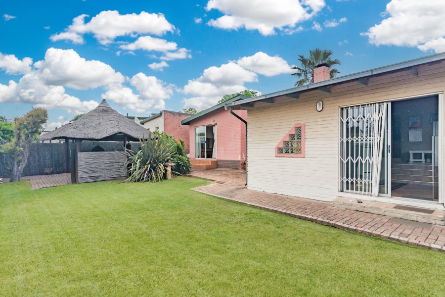 3 Bedroom Property for Sale in Kenmare Gauteng