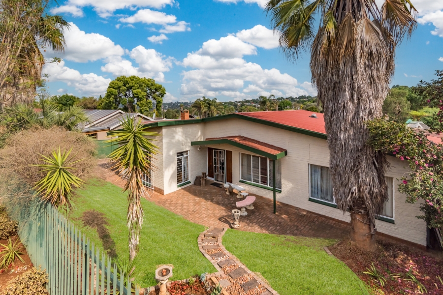 3 Bedroom Property for Sale in Kenmare Gauteng
