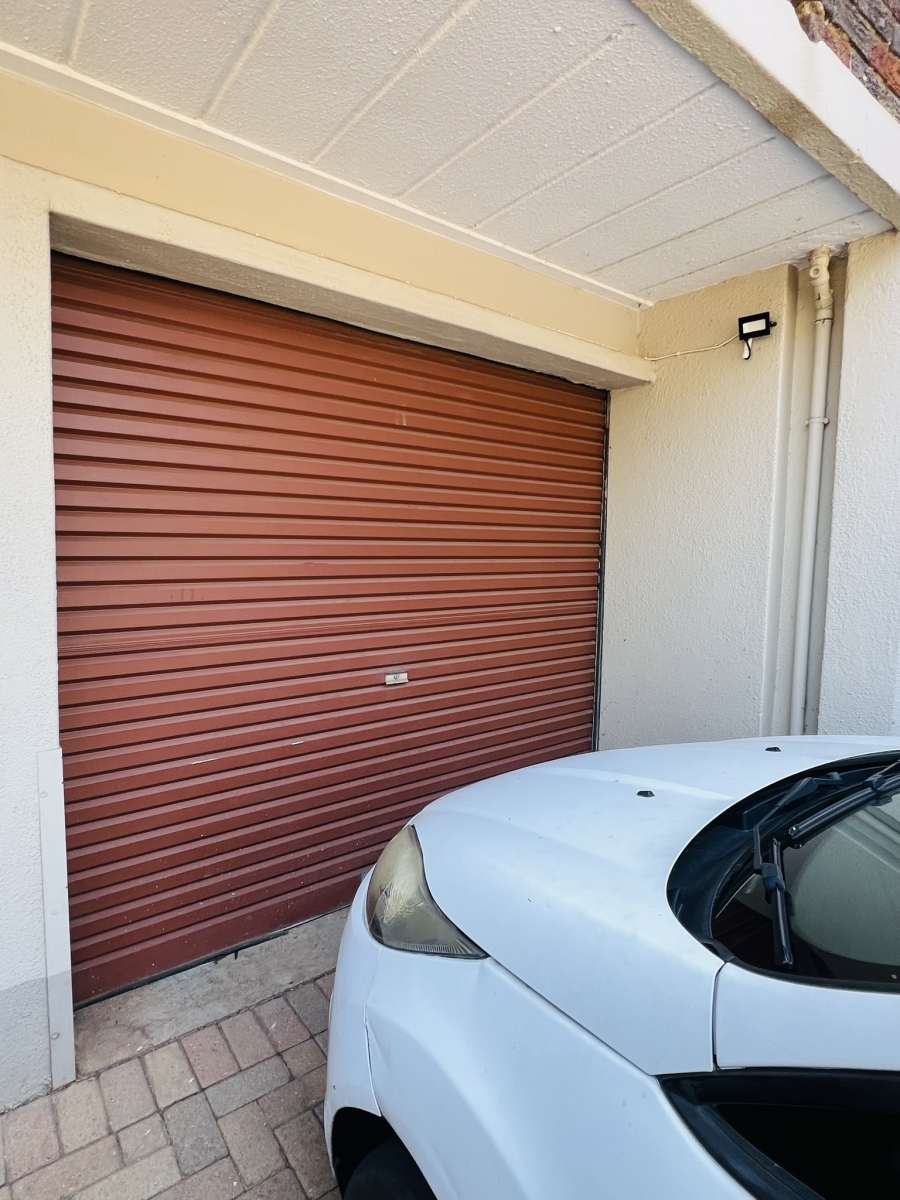 2 Bedroom Property for Sale in Bergbron Gauteng